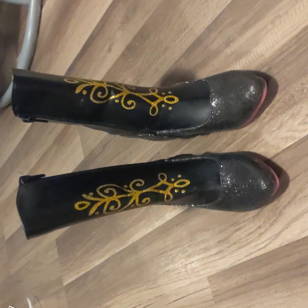 Frozen 2 Anna boots 11/12 girls